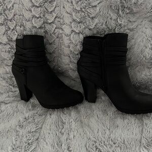 Black Ankle Boots.